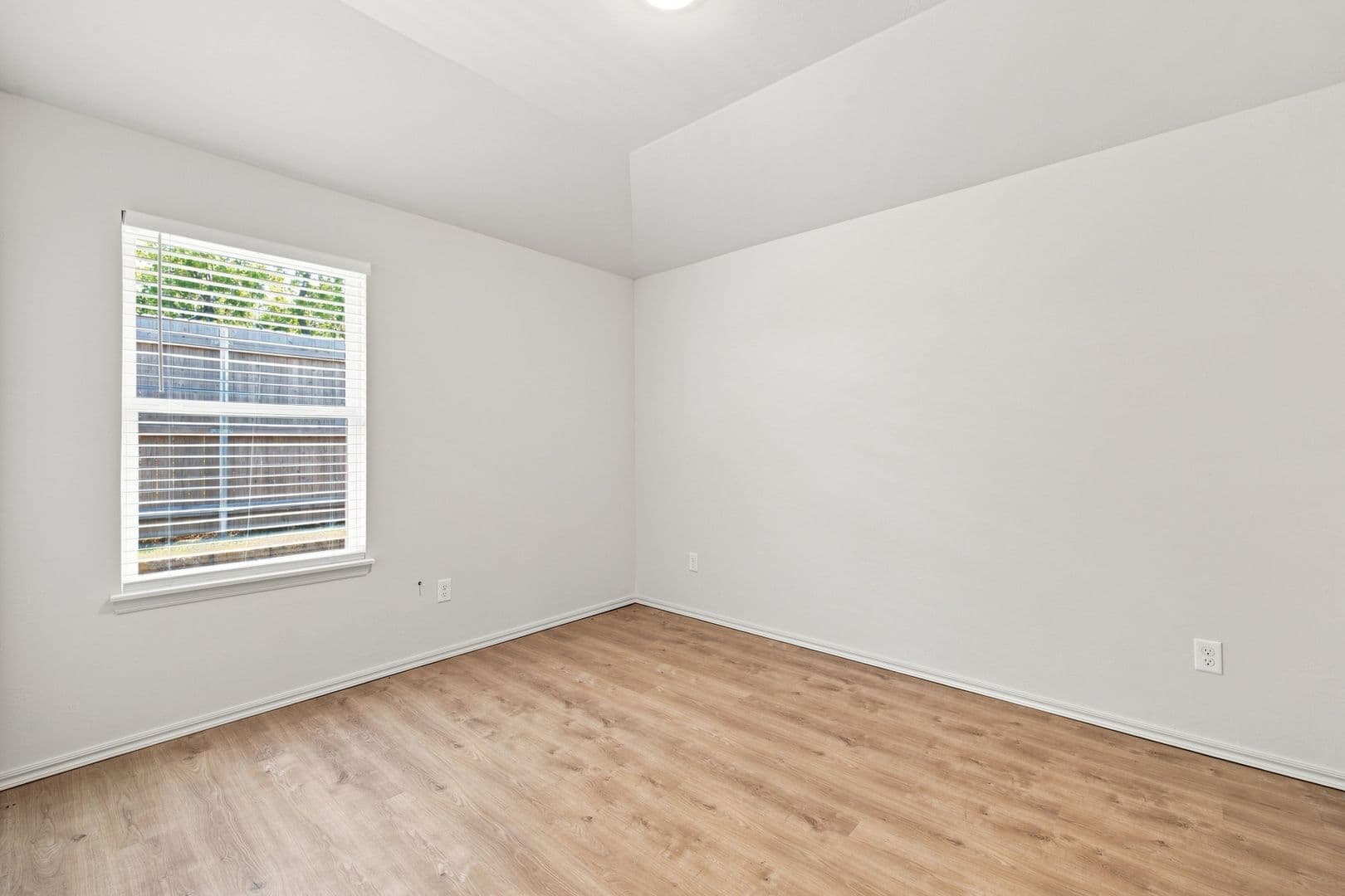 Okahoma City Apartment: Oak Hollow
