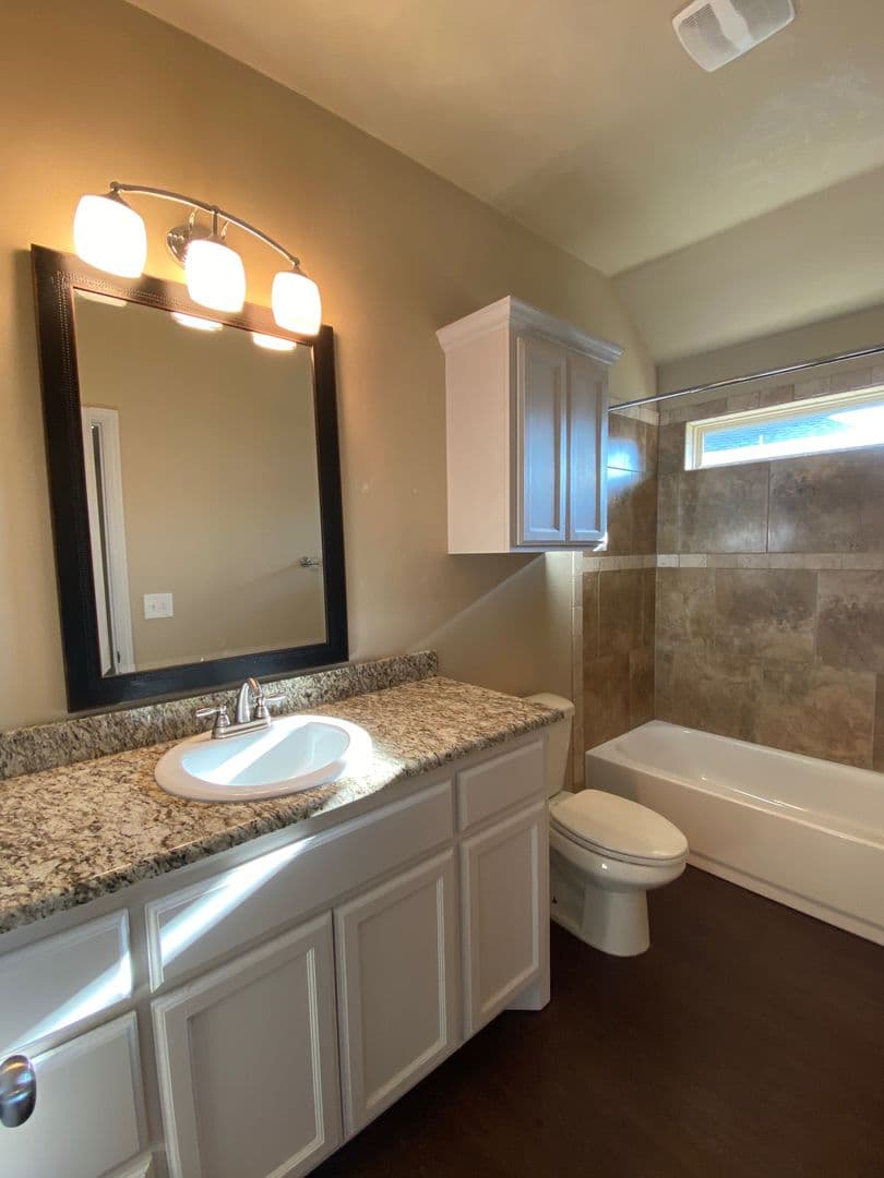 Yukon House: 11207 NW 114th Street