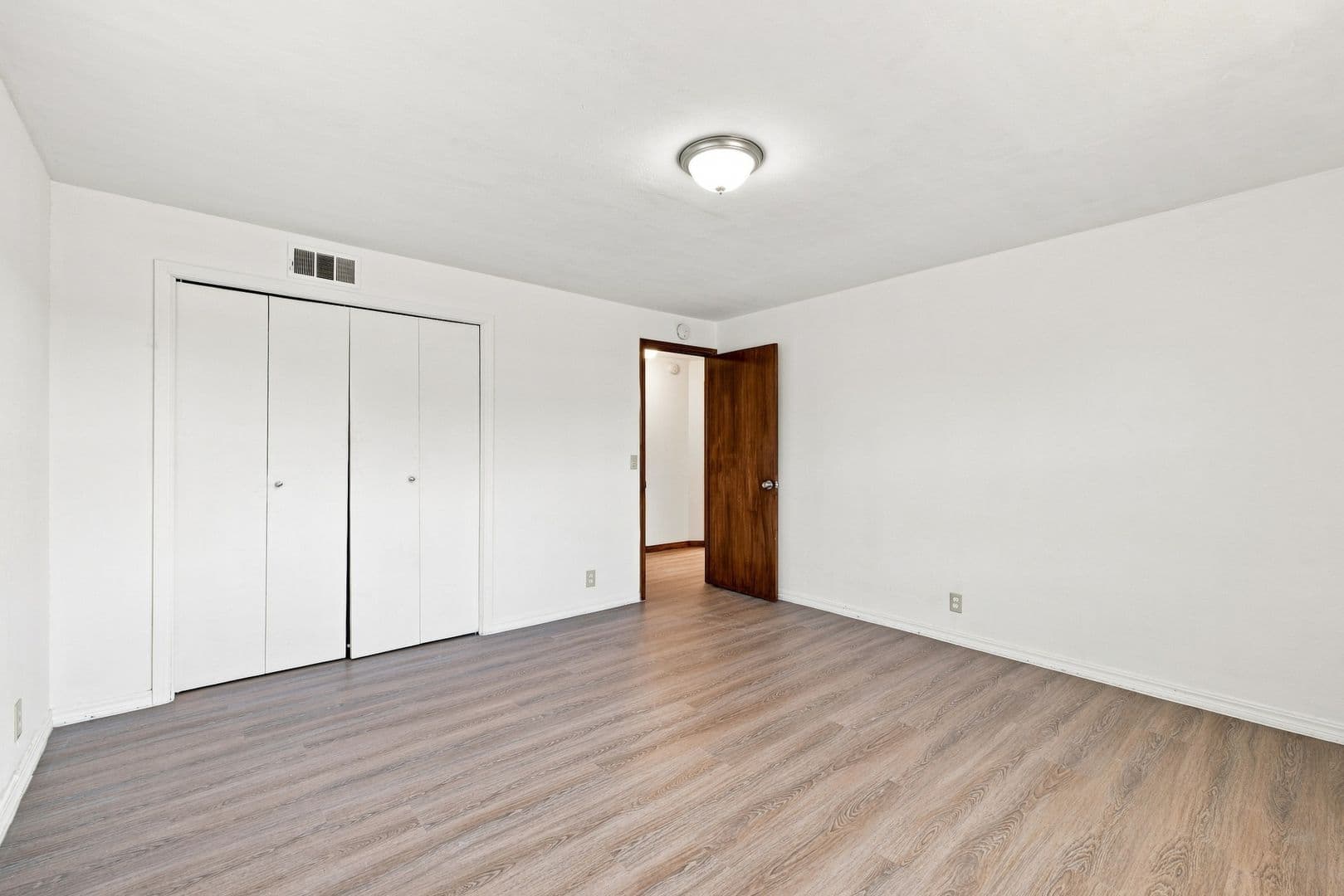 Oklahoma City House: 700 NE 81st Street