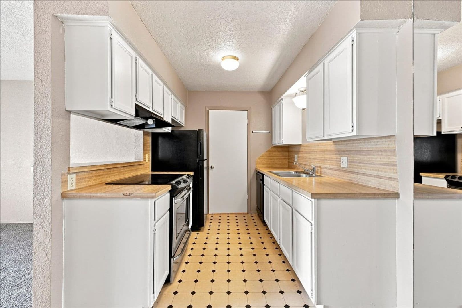 Oklahoma City House: 3200 W.  Britton Road Unit 282