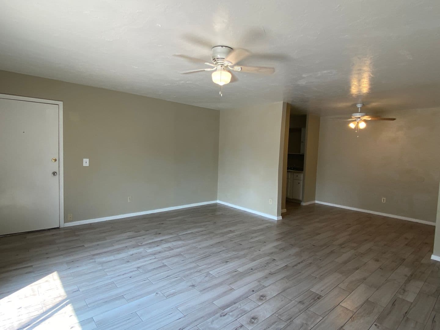Oklahoma City House: 6030 NW Expressway Unit A