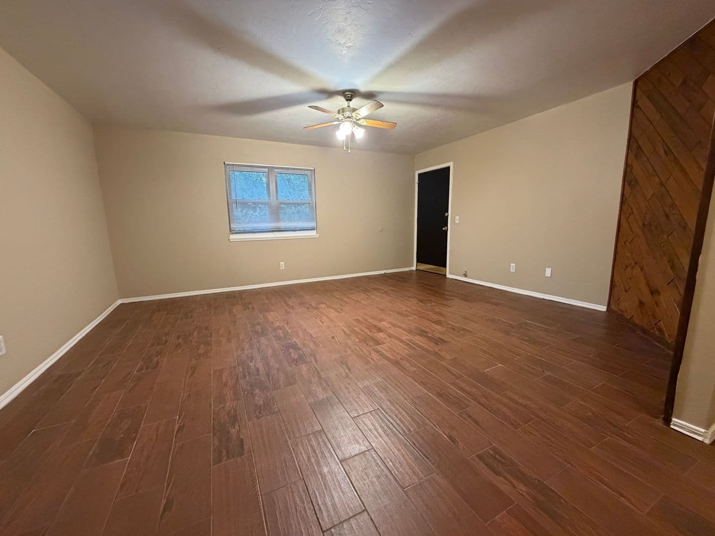 Oklahoma City House: 6028 NW Expressway Unit C