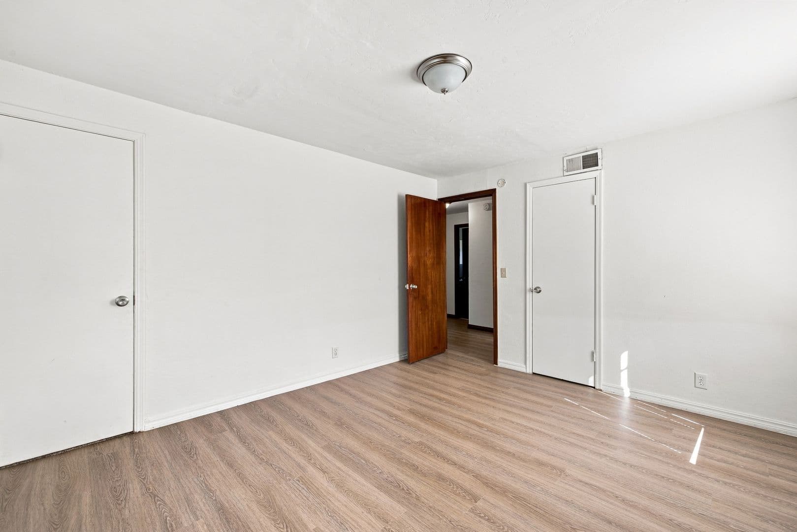 Oklahoma City House: 700 NE 81st Street