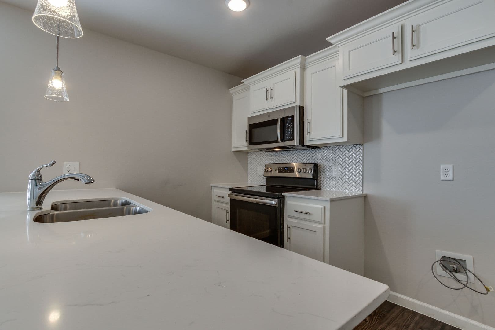 Oklahoma City House: 407 Vail Circle