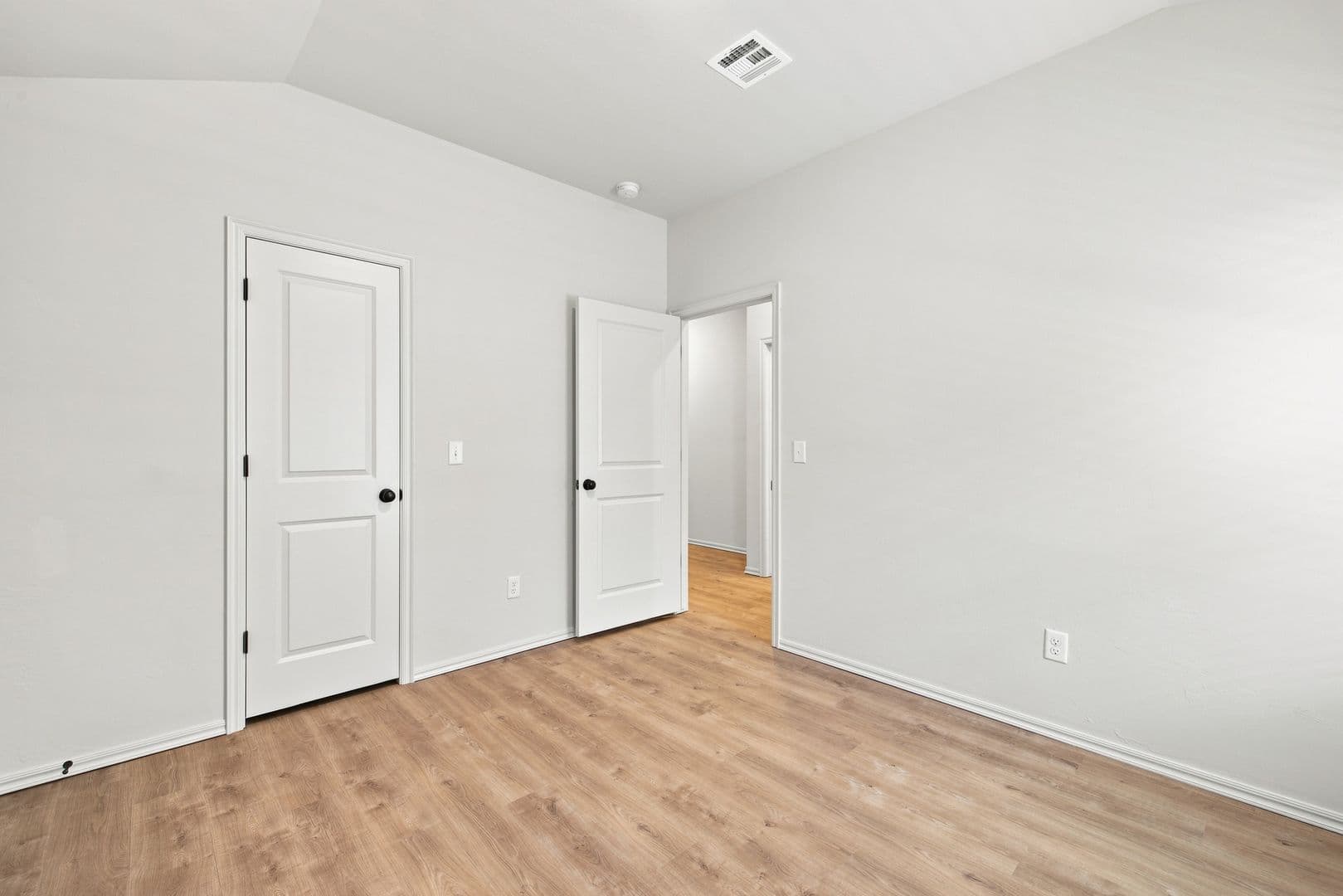 Okahoma City Apartment: Oak Hollow