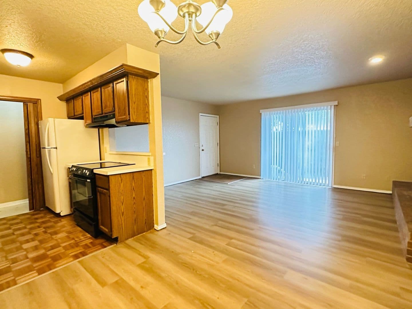 Oklahoma City House: 3200 W Britton Road #19