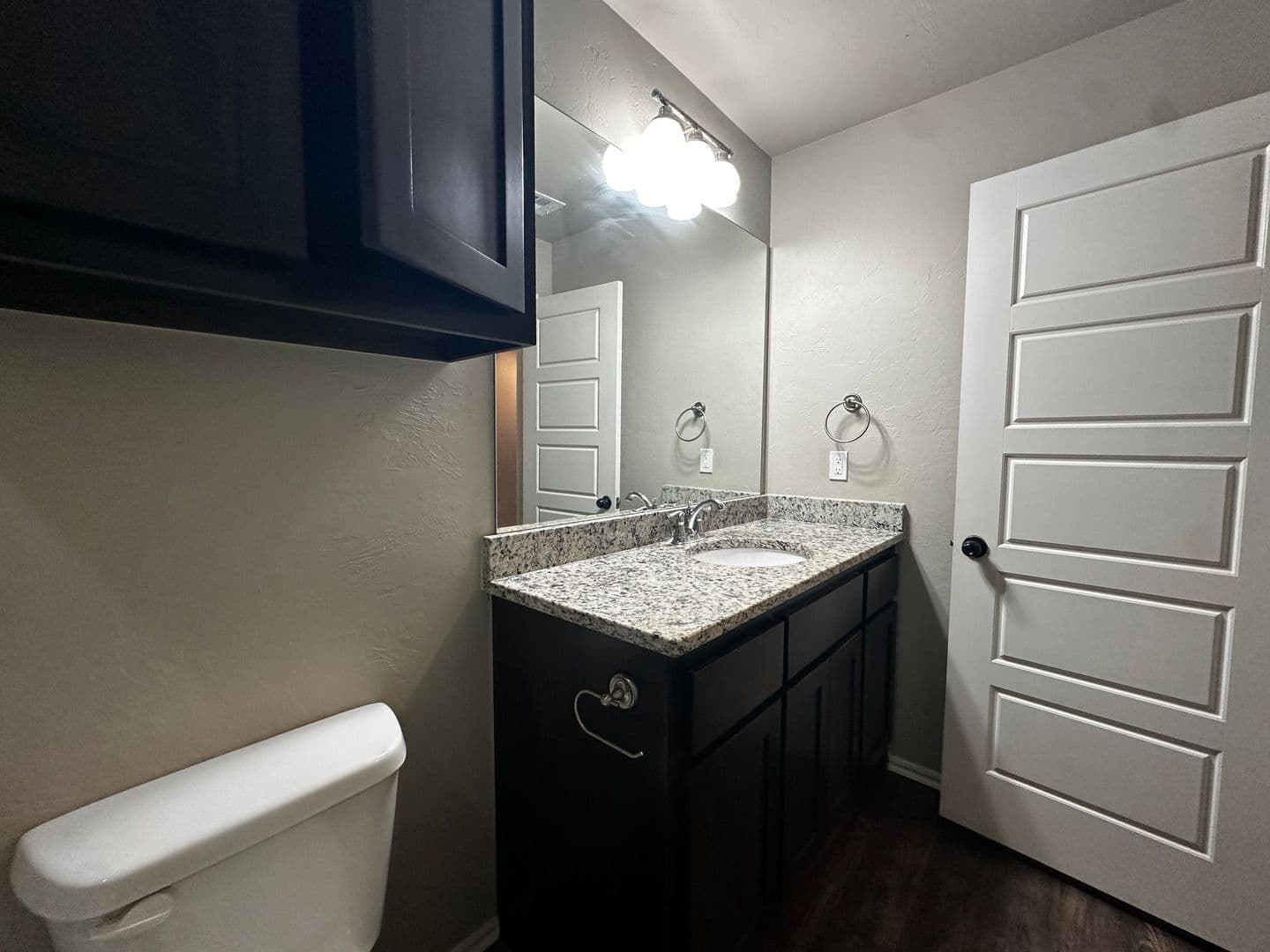 Moore House: 745 SW 14th St