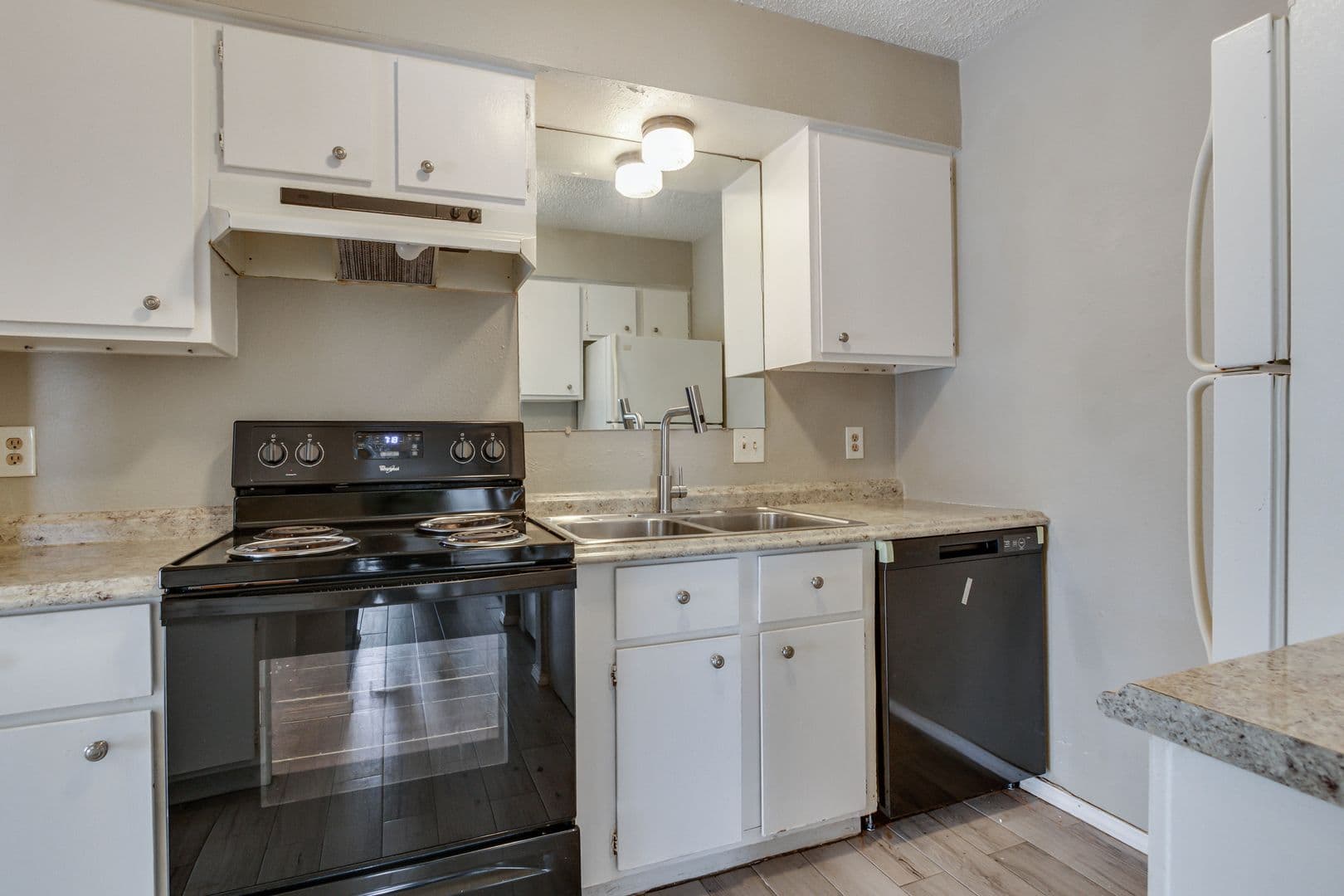 Oklahoma City House: 6048 NW Expressway