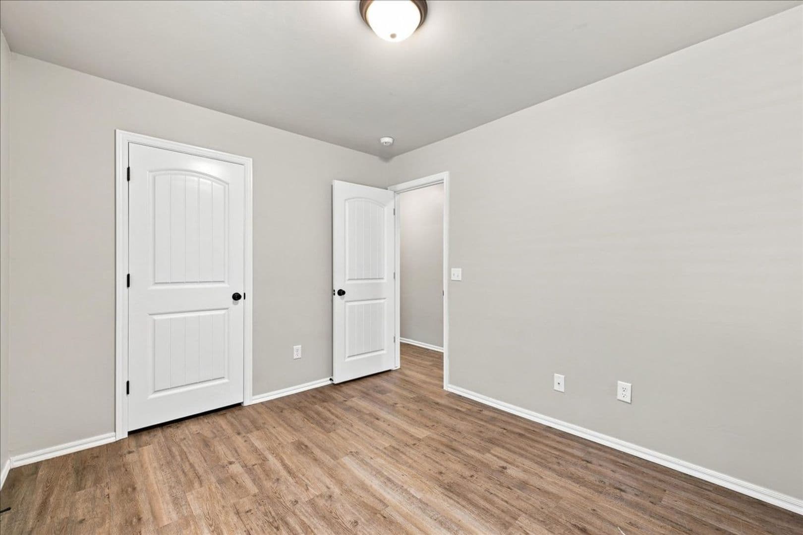Edmond House: 404 Chalk Hill Ct