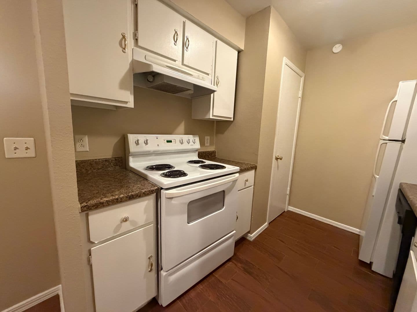 Oklahoma City House: 6028 NW Expressway Unit C