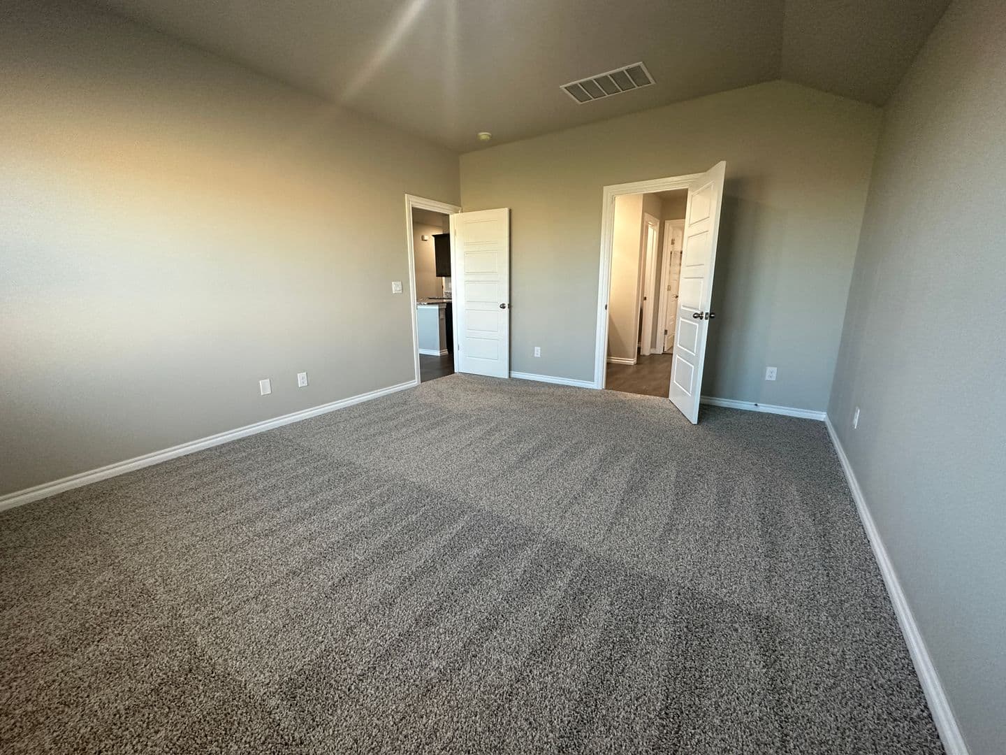 Piedmont House: 12529 Bending Brook Drive