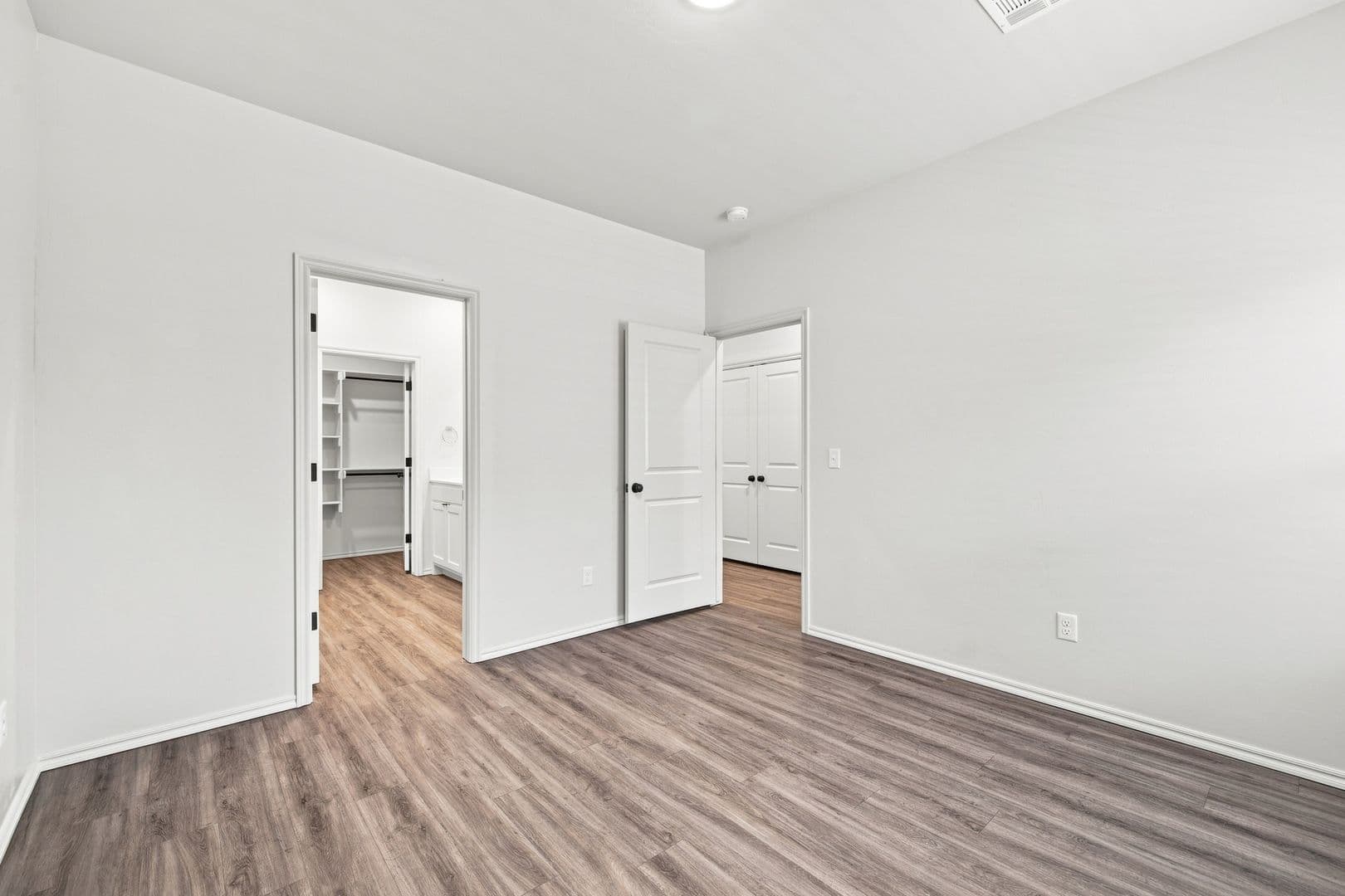 Okahoma City Apartment: Oak Hollow