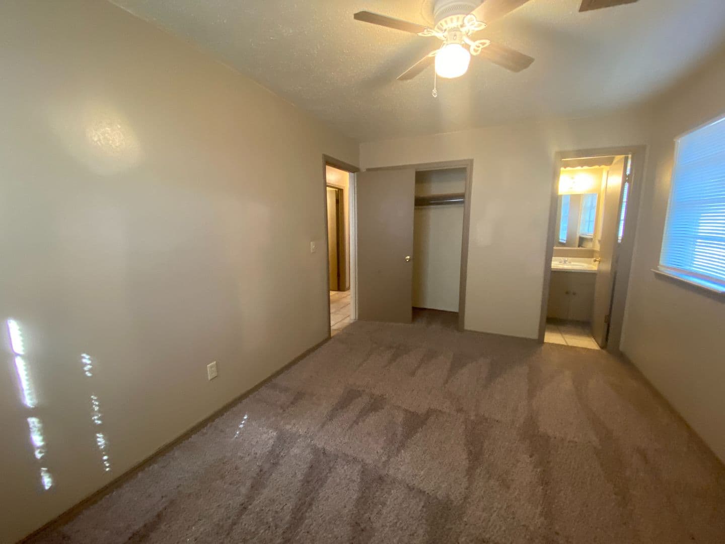 Midwest City House: 602 Royal Ave