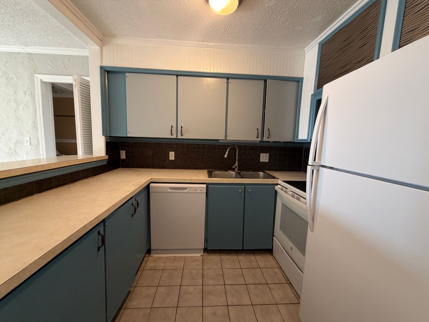 OKC House: 6000 N. Brookline Apt 63