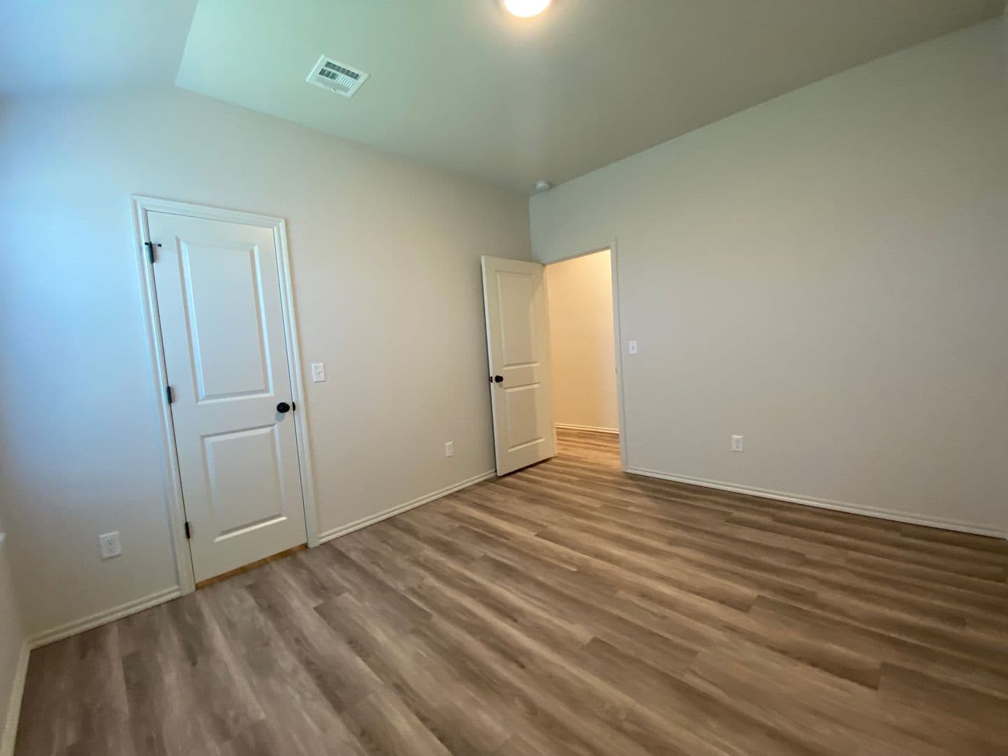 Okahoma City Apartment: Oak Hollow