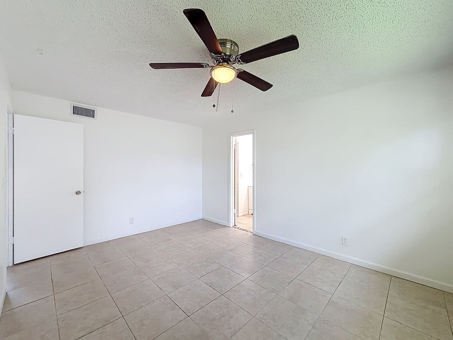 West Palm Beach House: 235 Lake Dora Drive