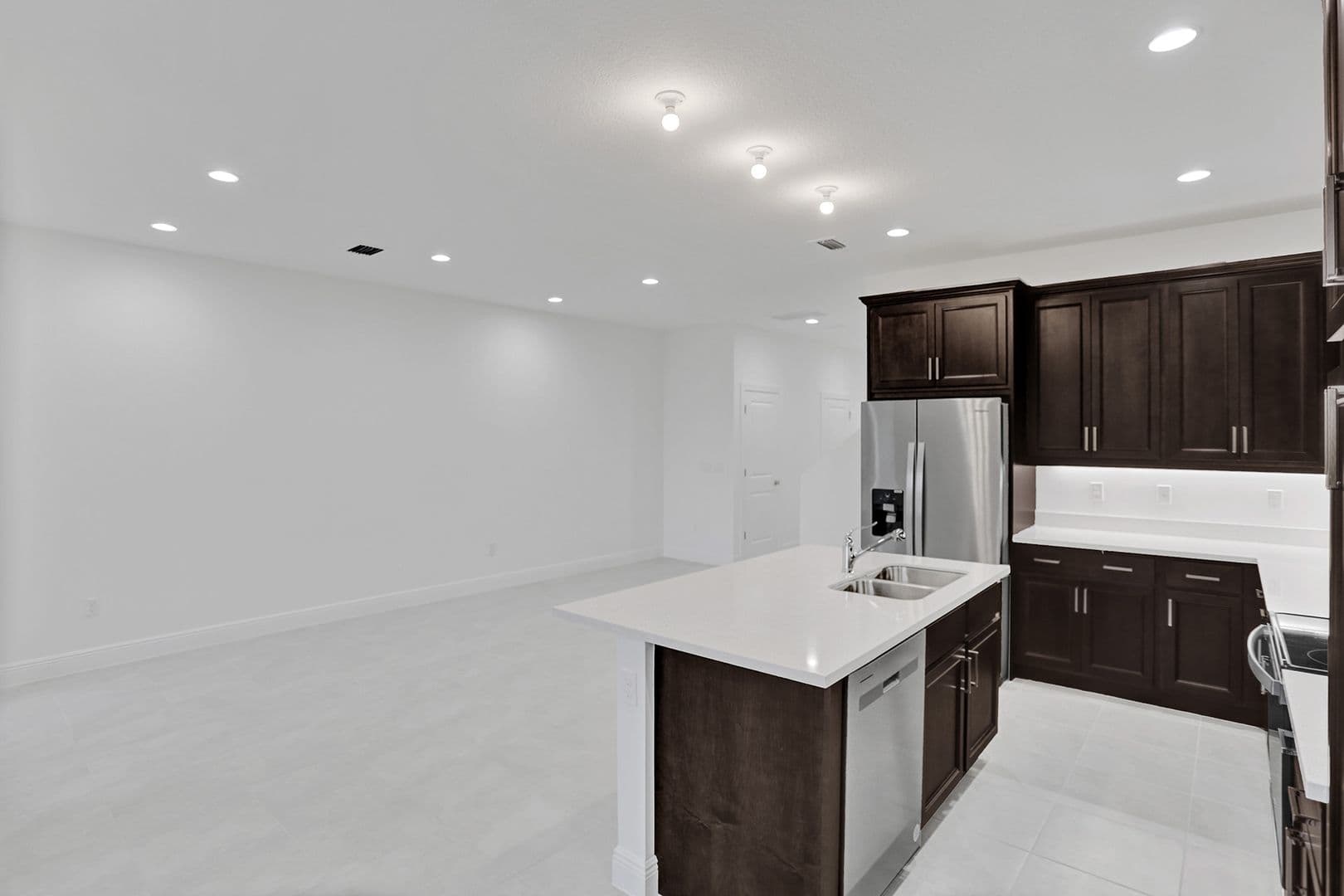 Deerfield Beach, House: 585 Sanderling Circle