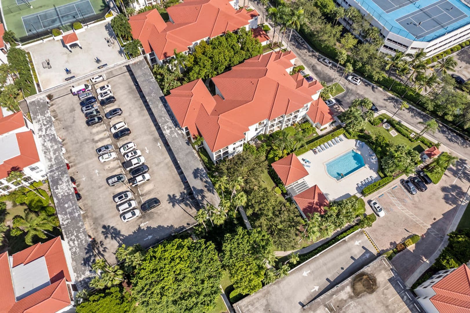 Aventura House: 3205 NE 184th Street unit 9203