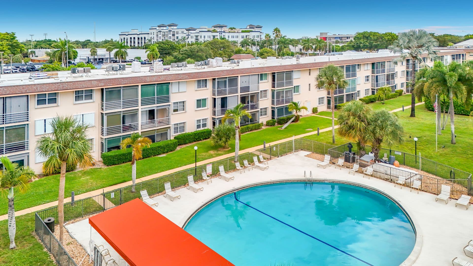 Lighthouse Point House: 4500 N Federal Highway #315B