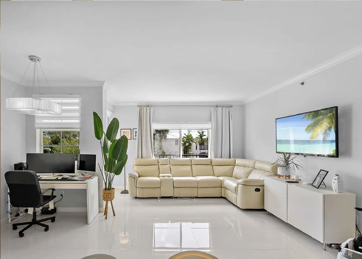 Aventura House: 3145 NE 184th Street Unit 5304