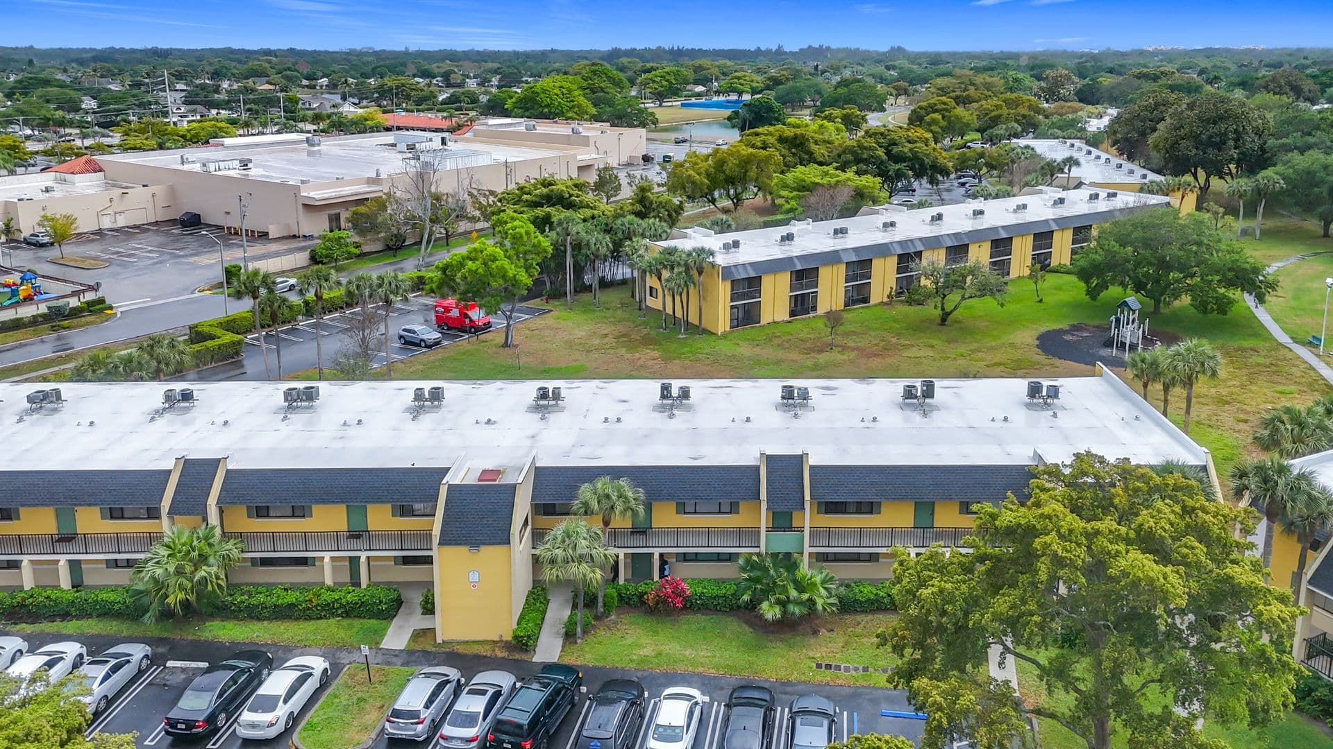 Boynton Beach House: 719 Meadows Circle