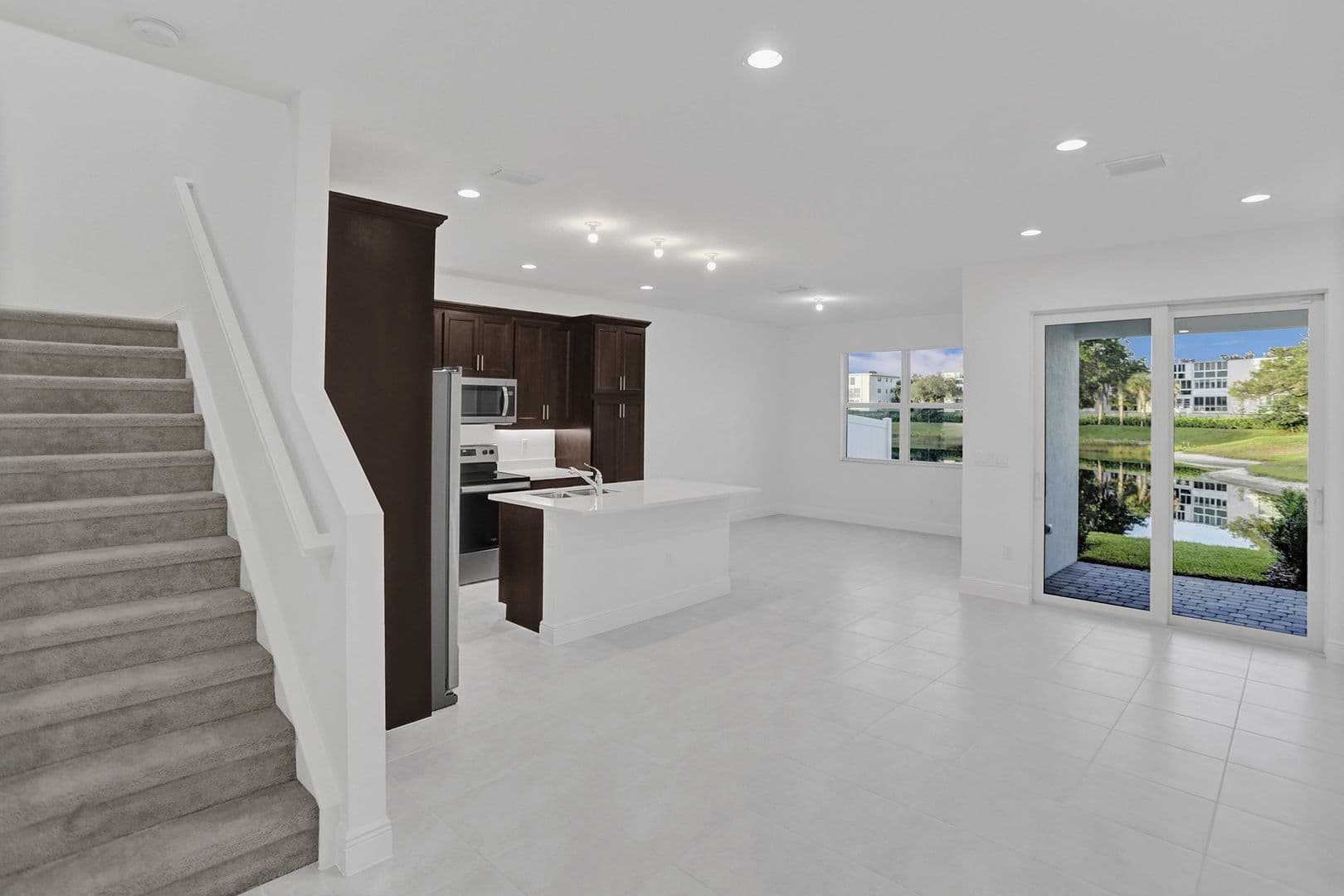 Deerfield Beach, House: 585 Sanderling Circle