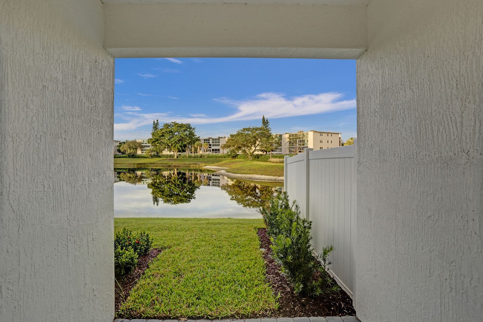 Deerfield Beach, House: 585 Sanderling Circle