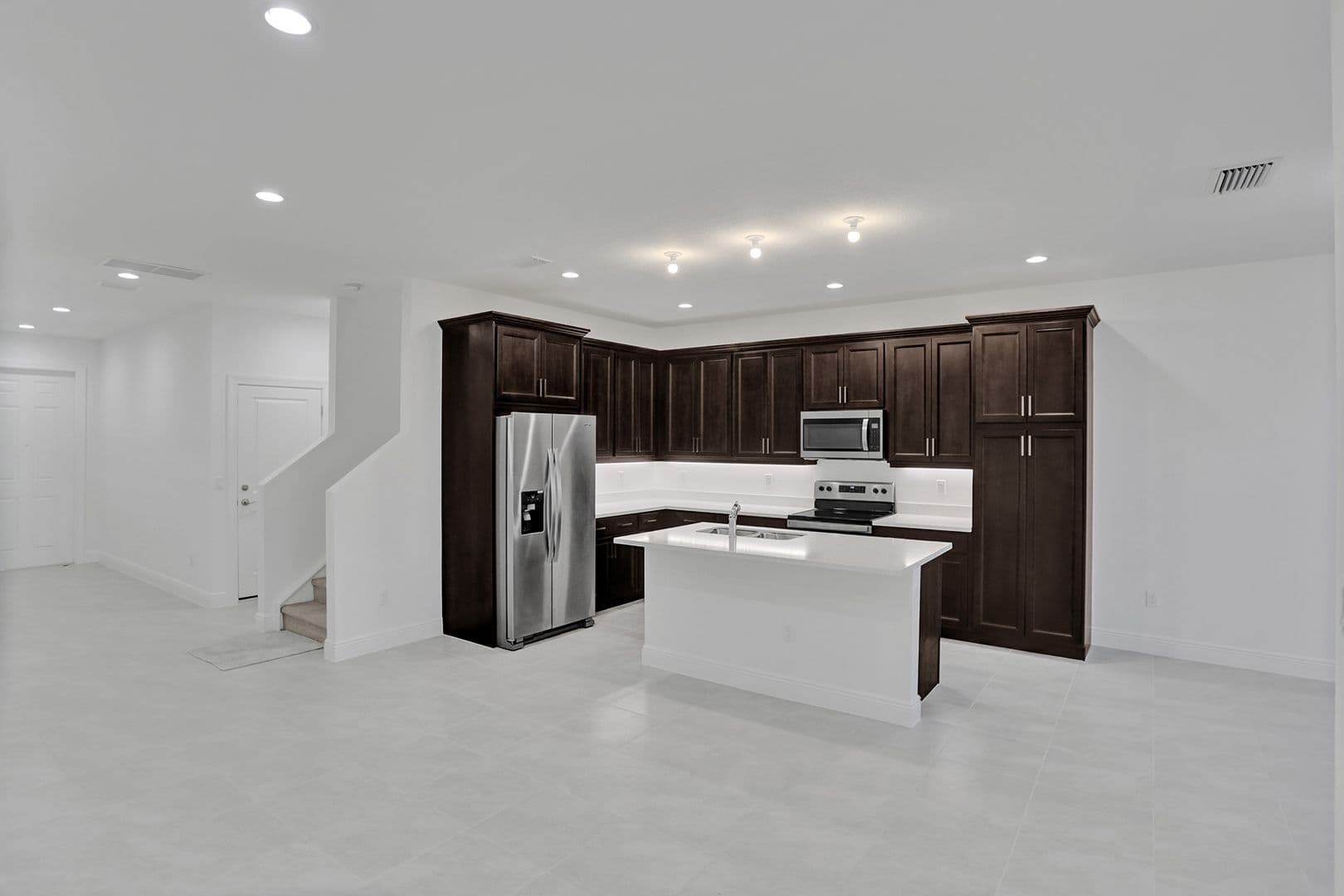 Deerfield Beach, House: 585 Sanderling Circle