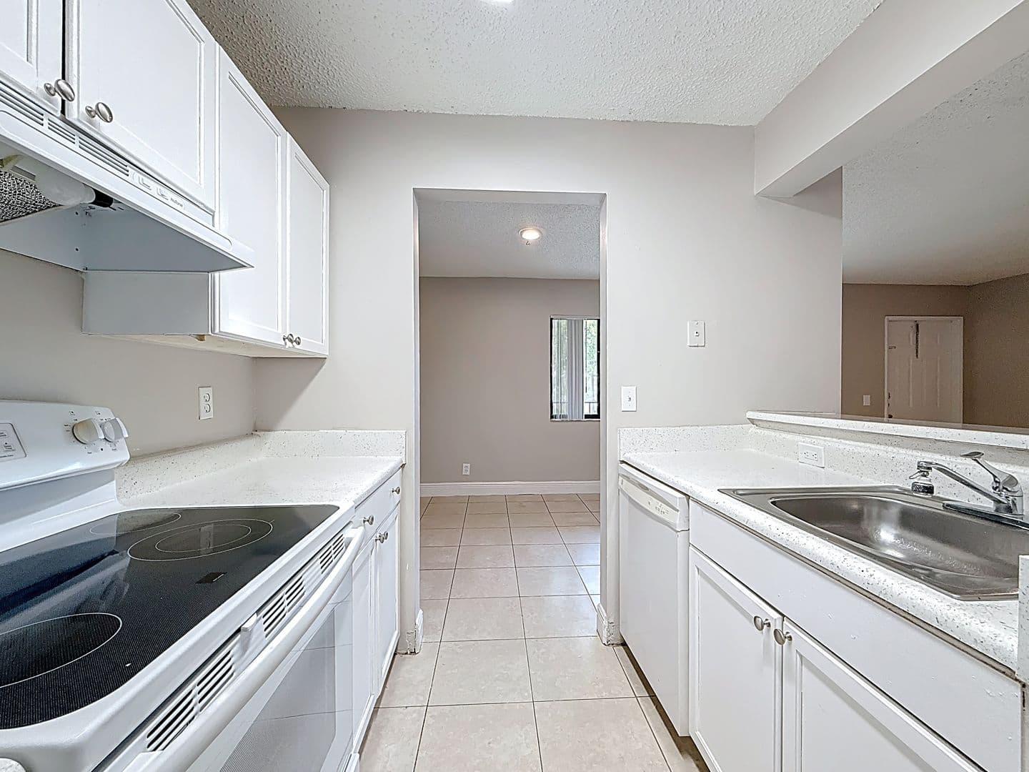 Boynton Beach House: 719 Meadows Circle