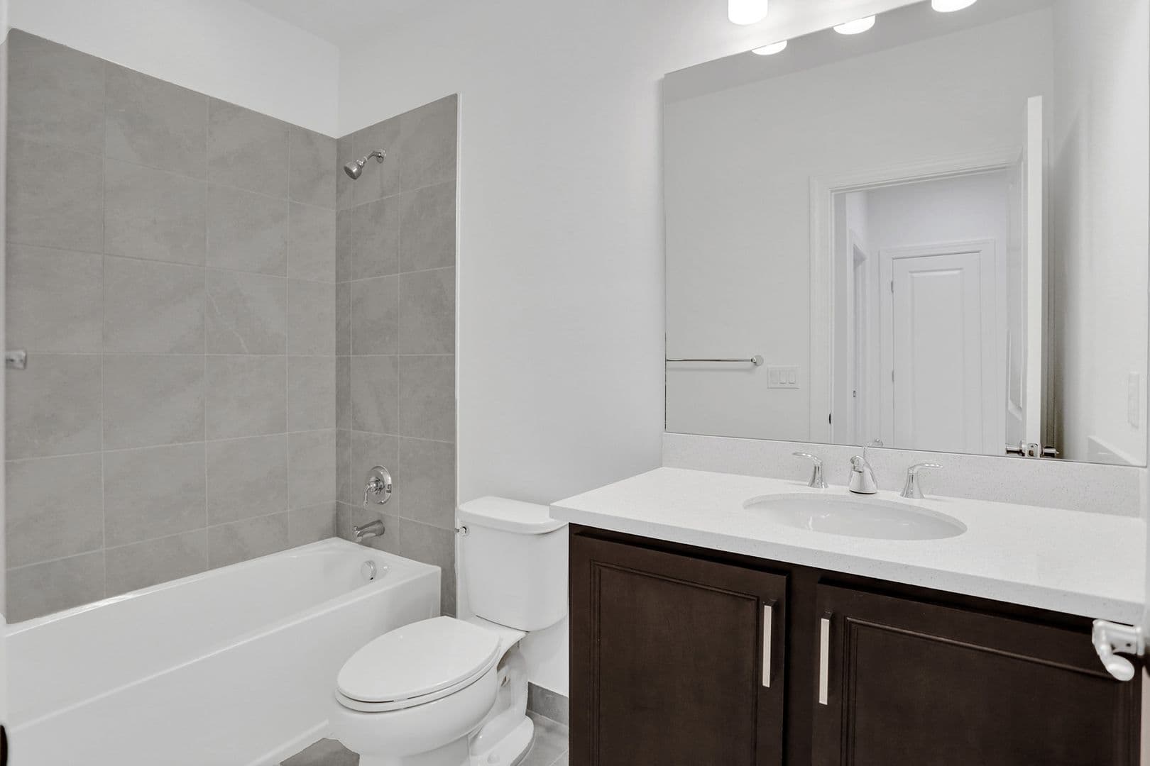 Deerfield Beach, House: 585 Sanderling Circle