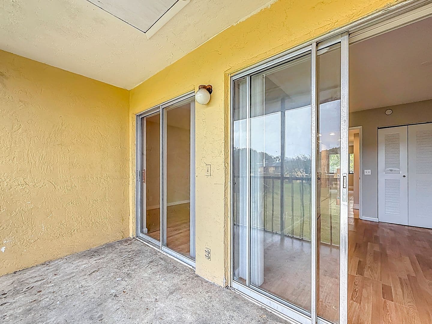 Boynton Beach House: 719 Meadows Circle