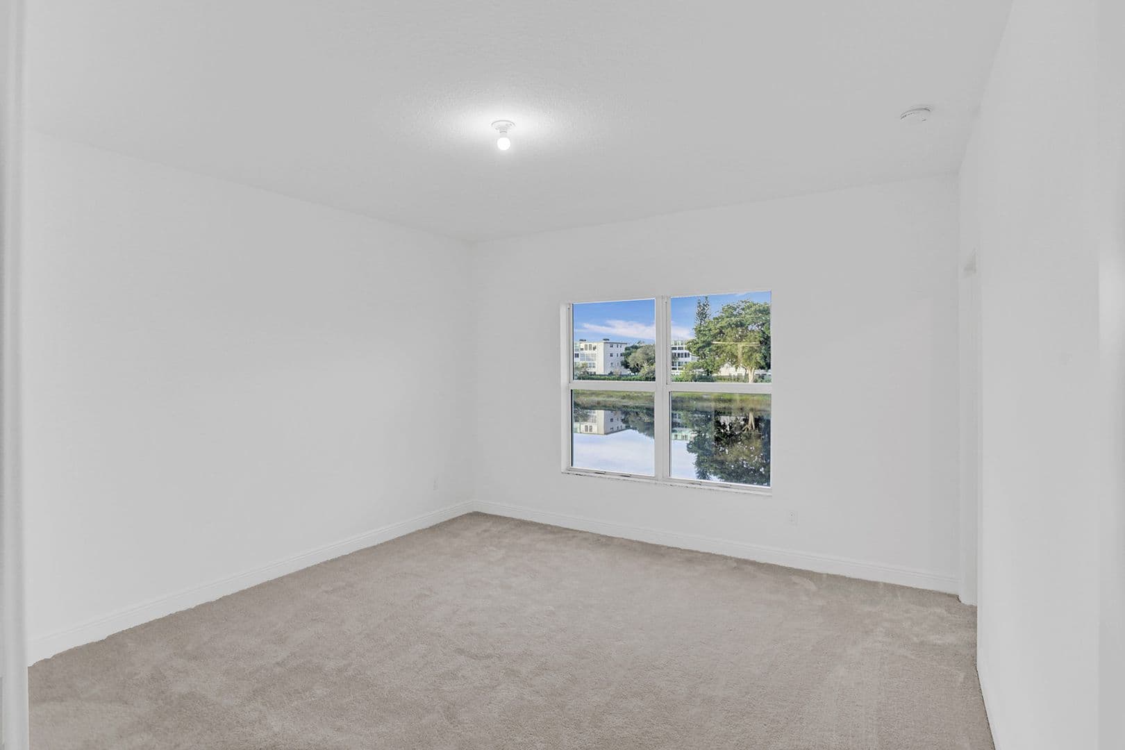 Deerfield Beach, House: 585 Sanderling Circle
