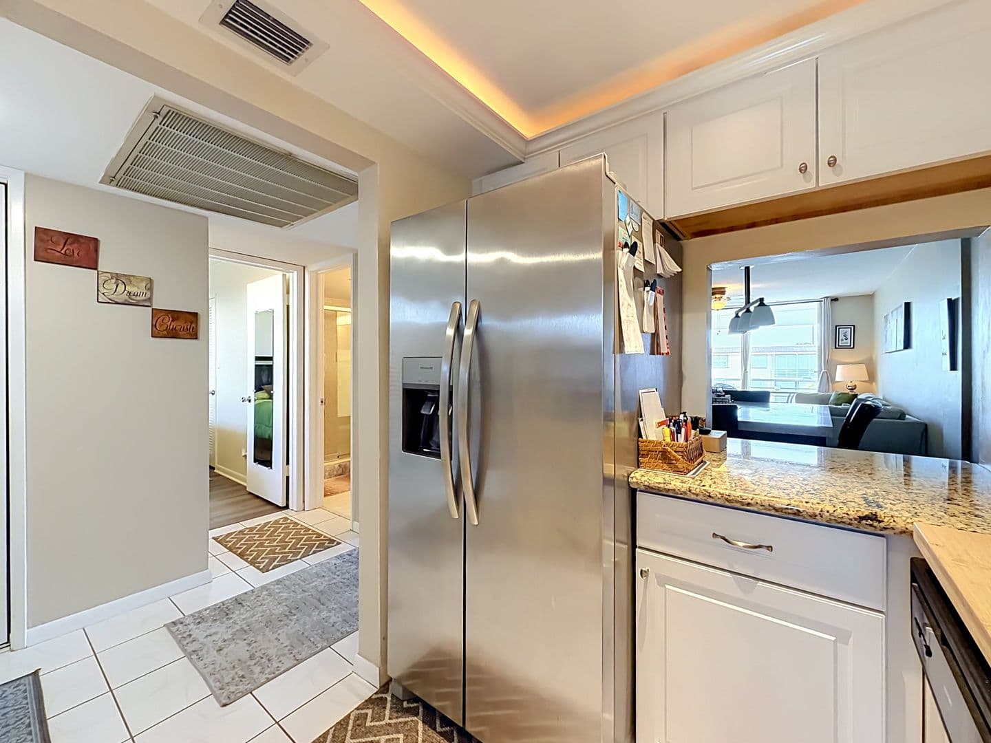 Lighthouse Point House: 4500 N Federal Highway #315B