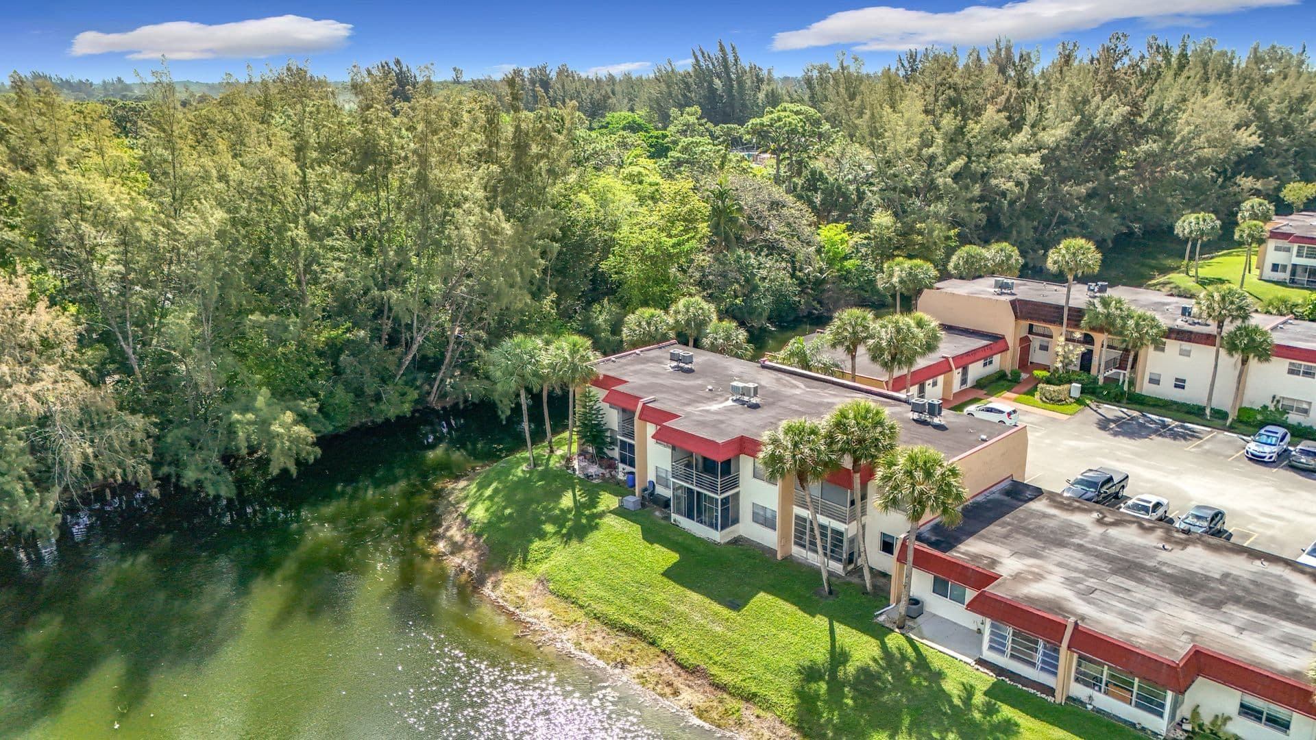 West Palm Beach House: 235 Lake Dora Drive