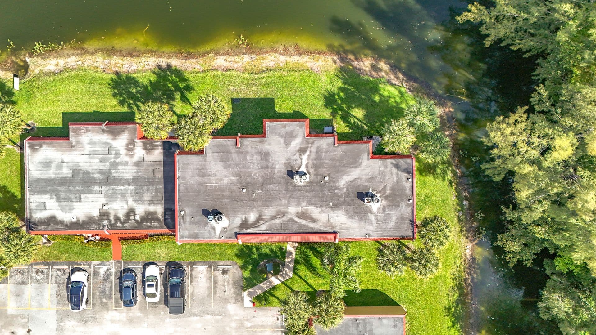 West Palm Beach House: 235 Lake Dora Drive