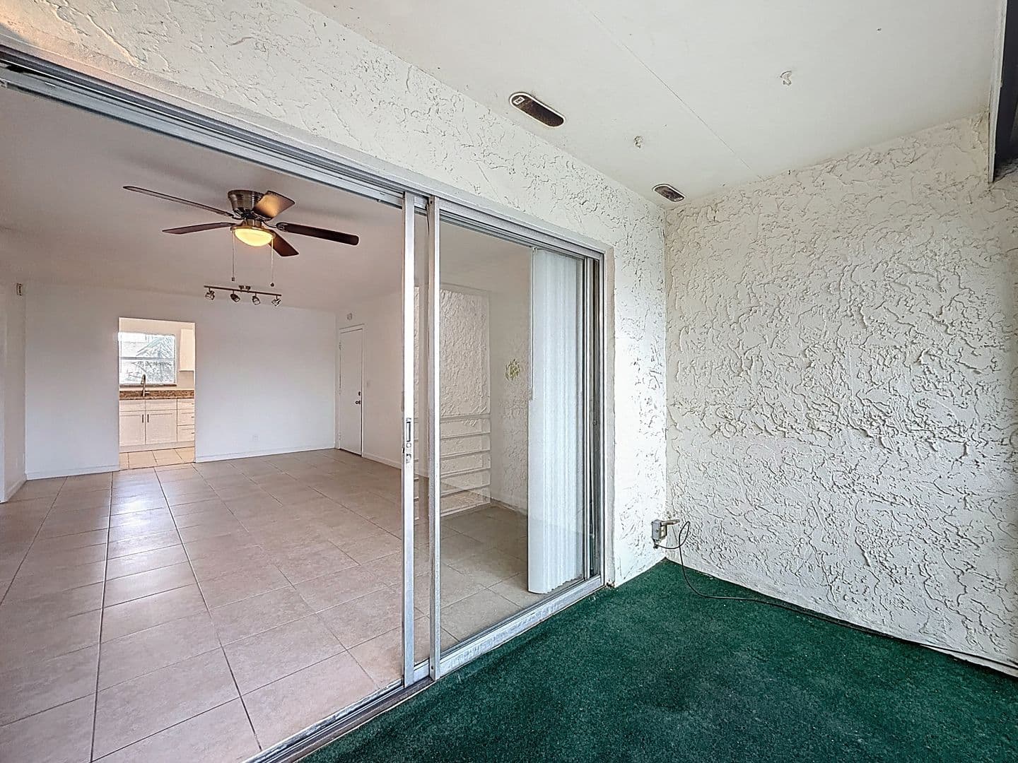 West Palm Beach House: 235 Lake Dora Drive
