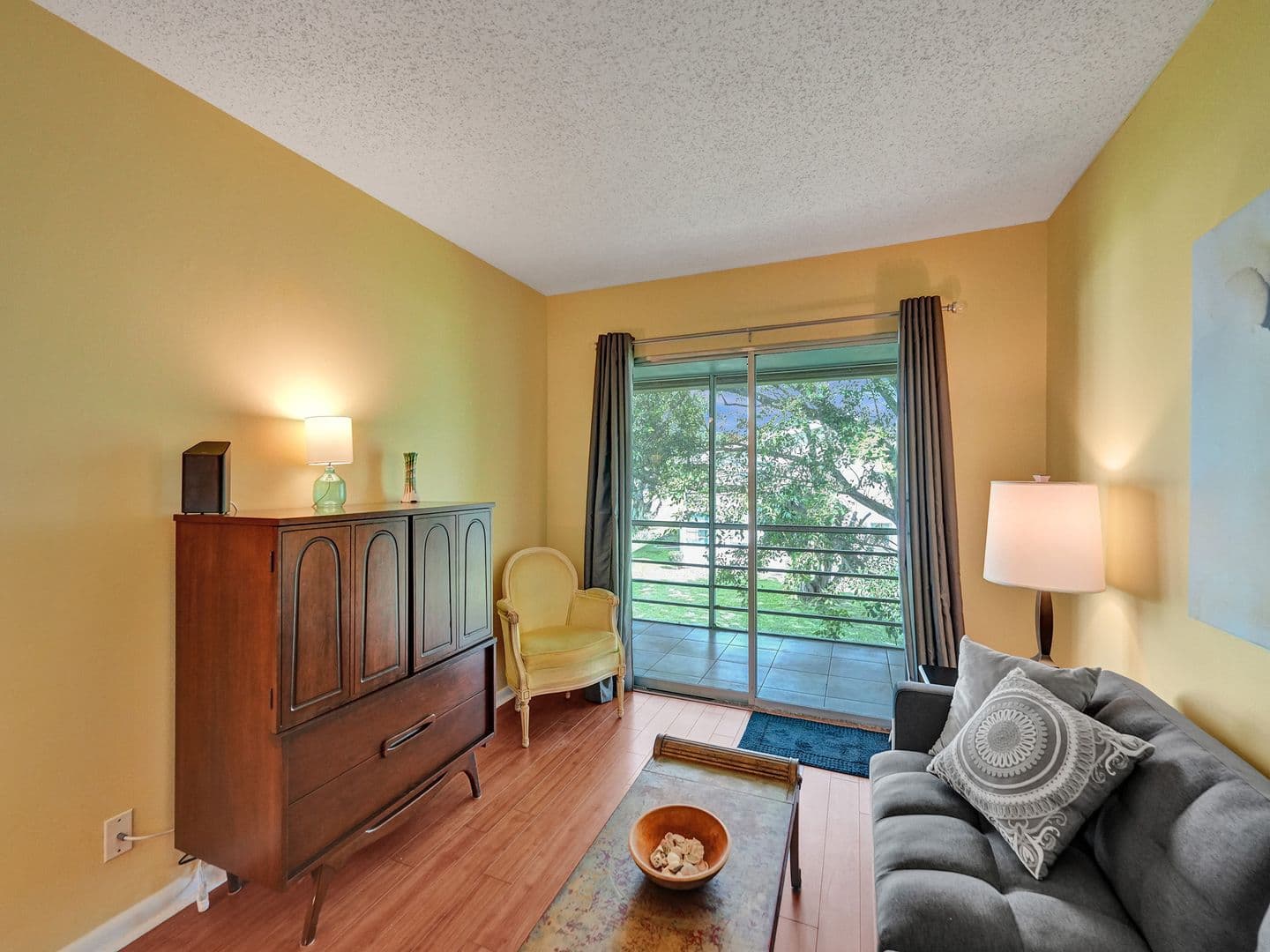 DEERFIELD BEACH Condo: 232 Farnham J