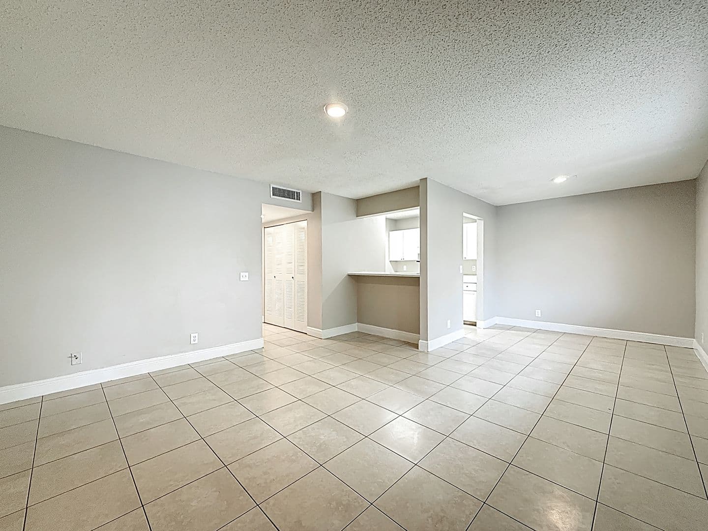 Boynton Beach House: 719 Meadows Circle