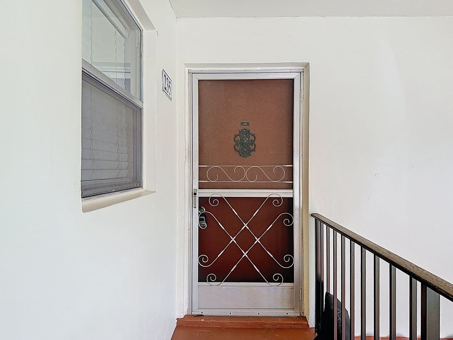 West Palm Beach House: 235 Lake Dora Drive
