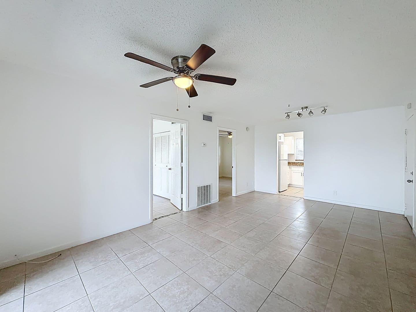 West Palm Beach House: 235 Lake Dora Drive