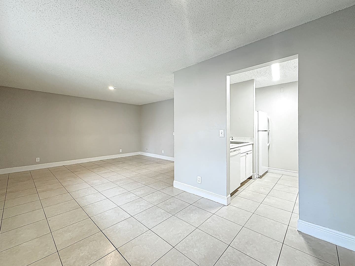 Boynton Beach House: 719 Meadows Circle