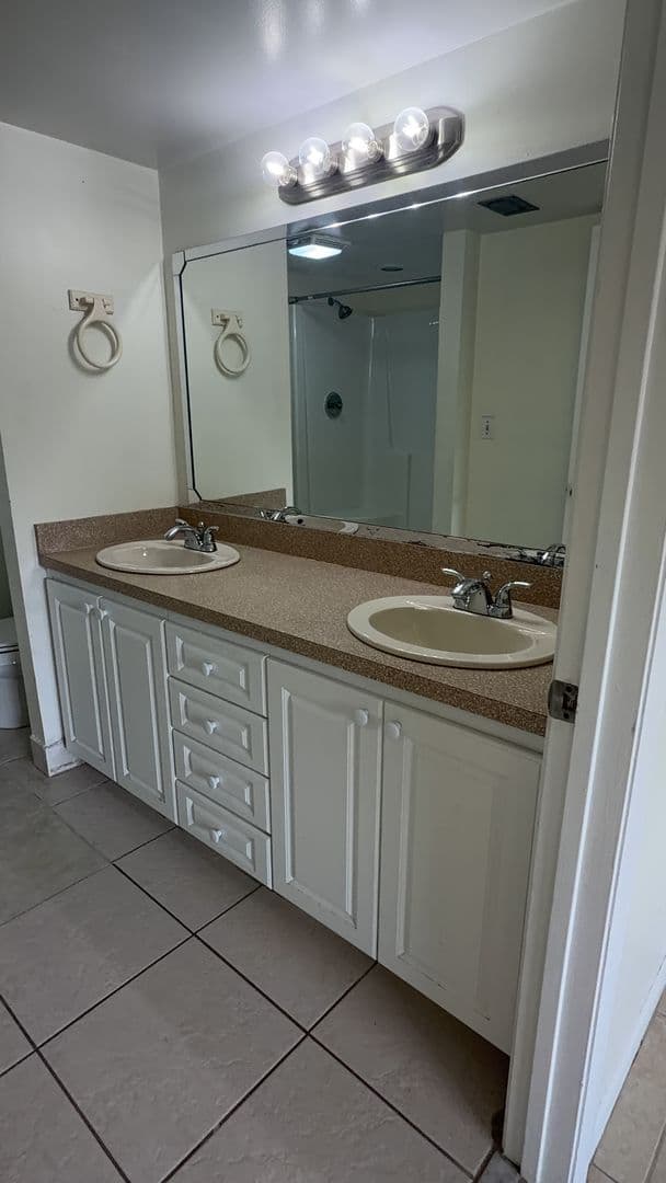 Delray Beach House: 905 Southridge Rd  #204A