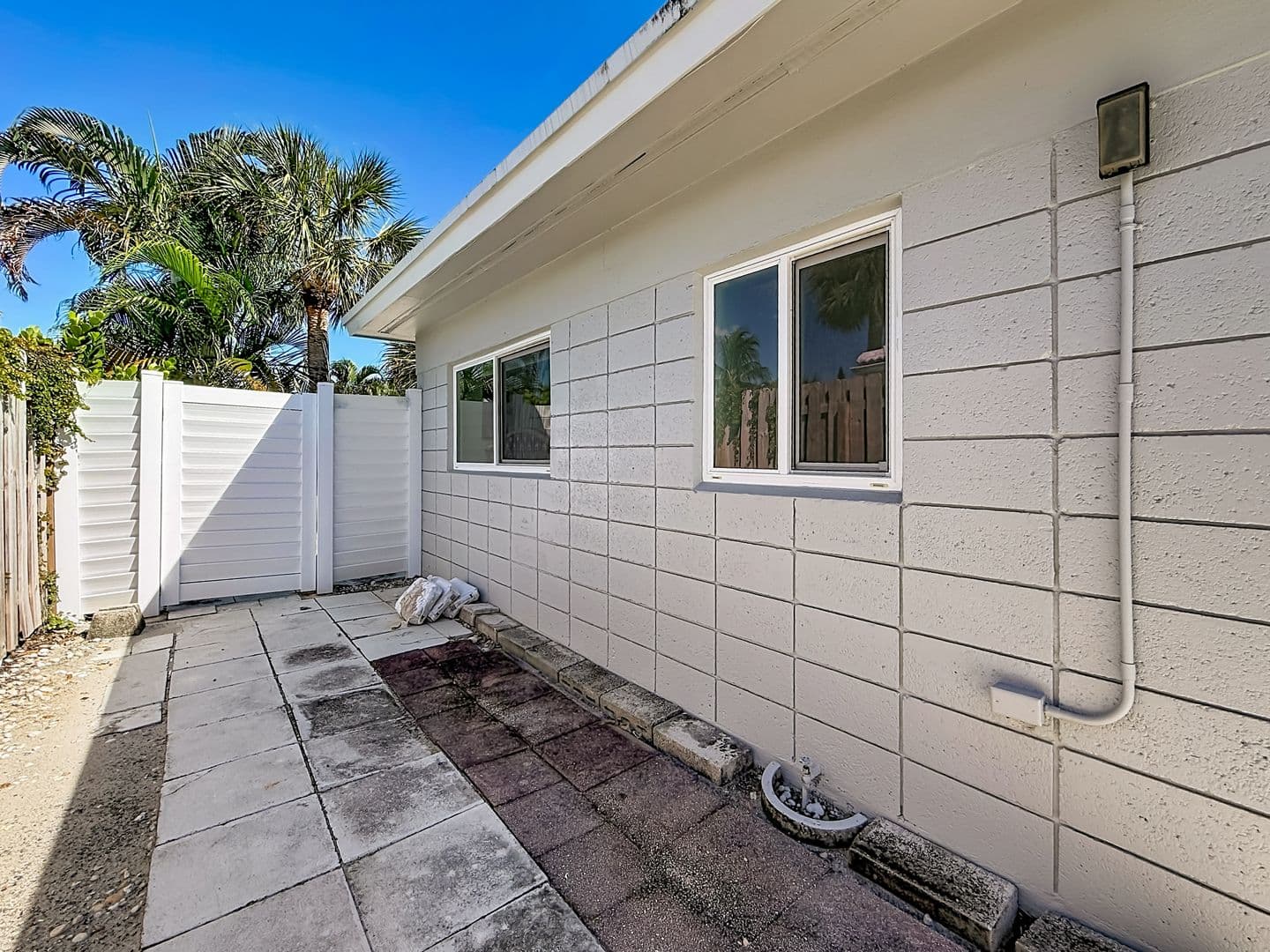 Ft Lauderdale by the sea House: 238 Corsair Ave