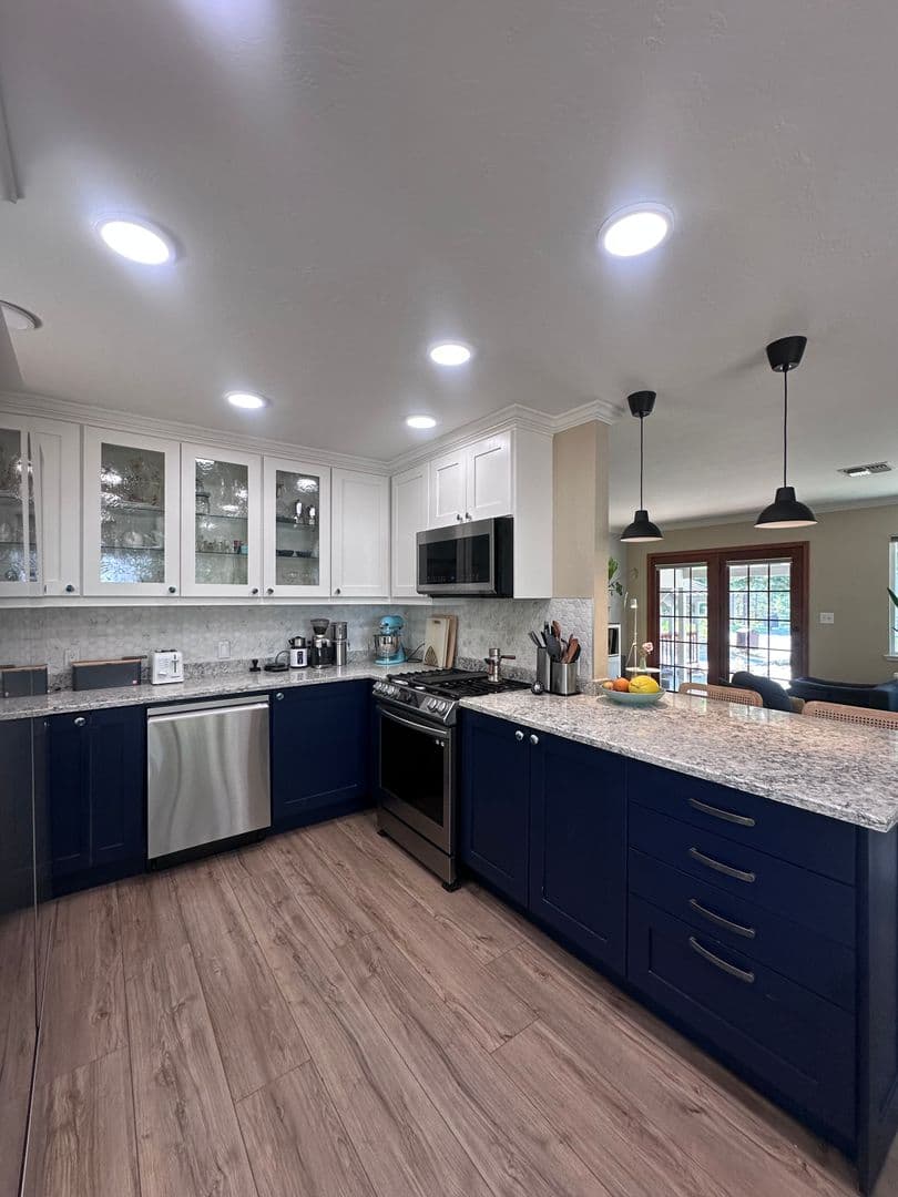 South Lake Tahoe House: 1961 Mewuk Drive