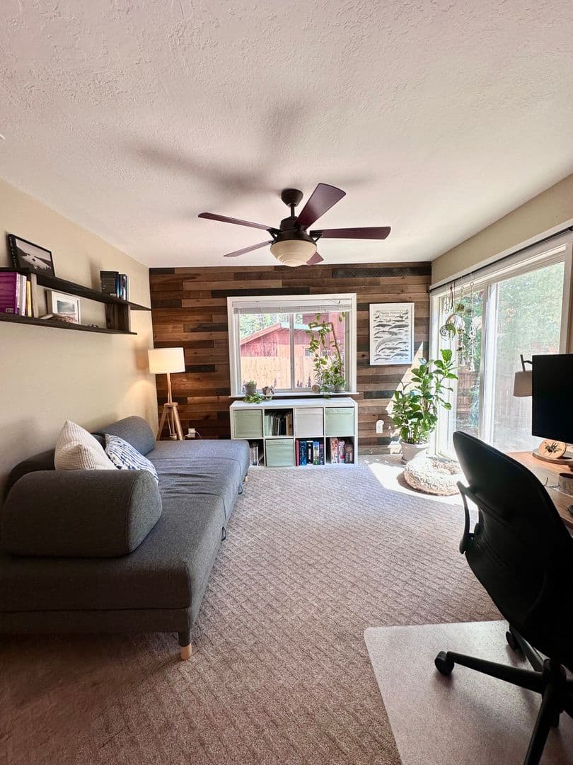 South Lake Tahoe House: 1961 Mewuk Drive