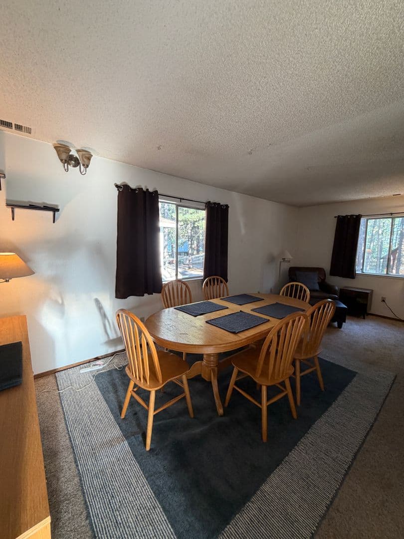South Lake Taho Apartment: 916 Merced Avenue