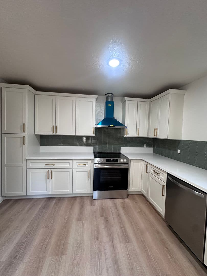 South Lake Tahoe Apartment: 1145 Keller Road