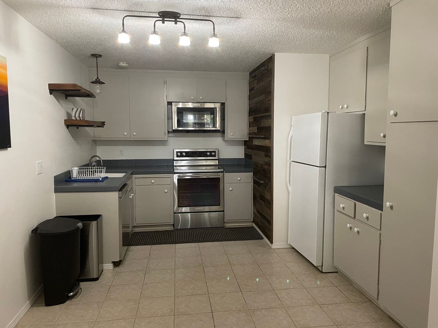 South Lake Tahoe House: 1281 Bonanza Ave. #11