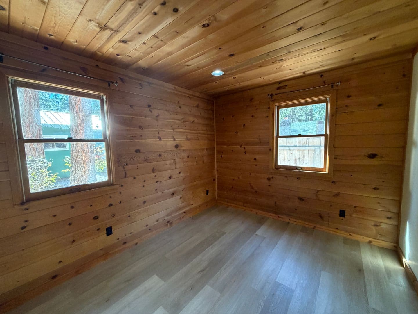 South Lake Tahoe House: 940 San Jose Ave.