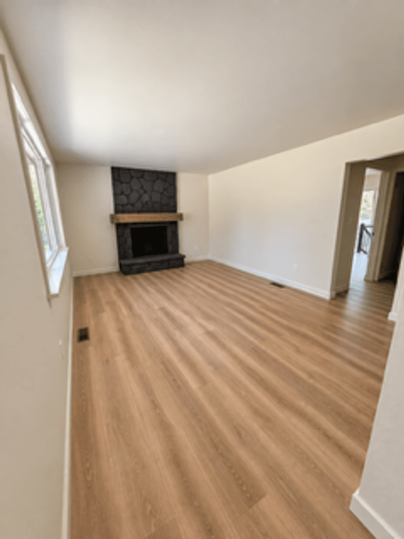 South Lake Tahoe Apartment: 1145 Keller Road